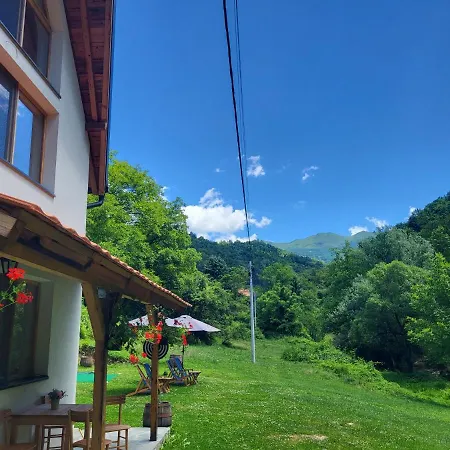 Antic Stara Planina Crni Vrh